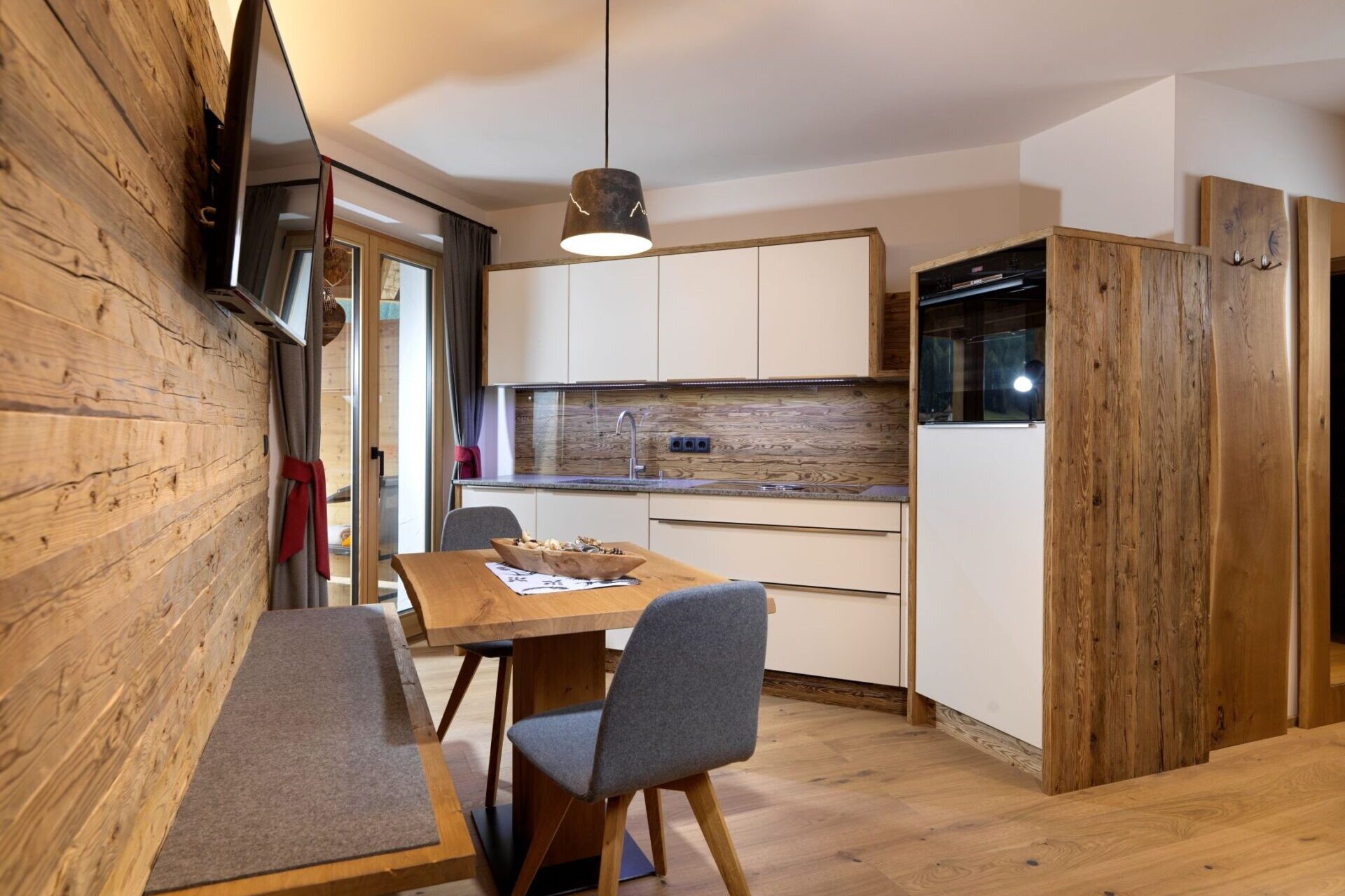 Tischlerei Lanser, Riega