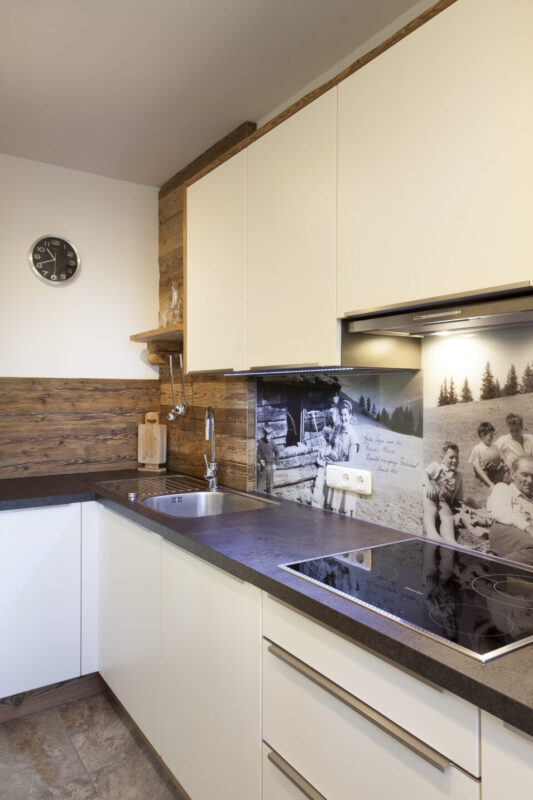 Küche Altholz Osttirol, Tischlerei Lanser GmbH