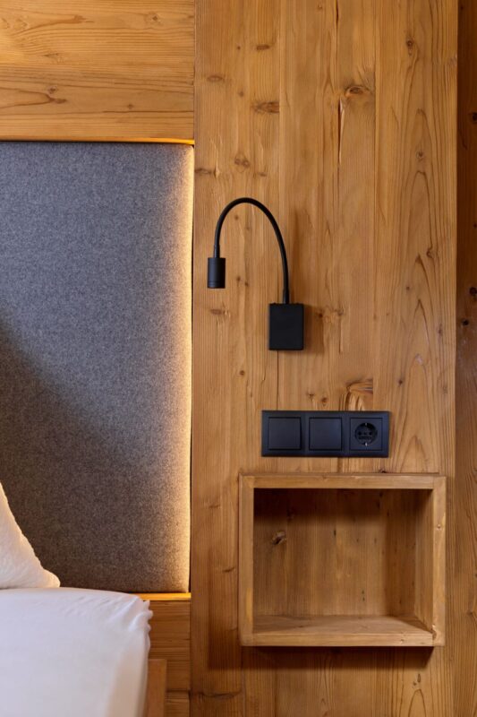 Tischlerei Lanser, Riega