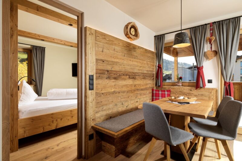 Tischlerei Lanser, Riega