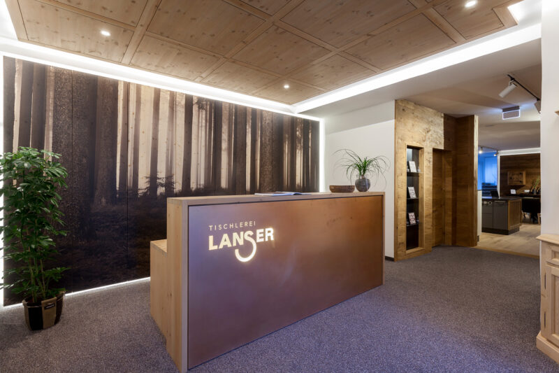 Showroom Lienz, Tischlerei Lanser, Egger-Lienz-Platz